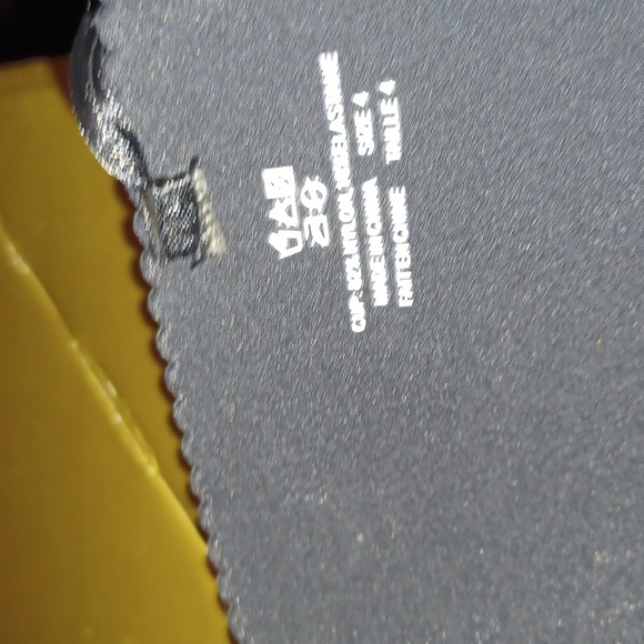 NEW Strapless padded bra - Picture 7 of 7